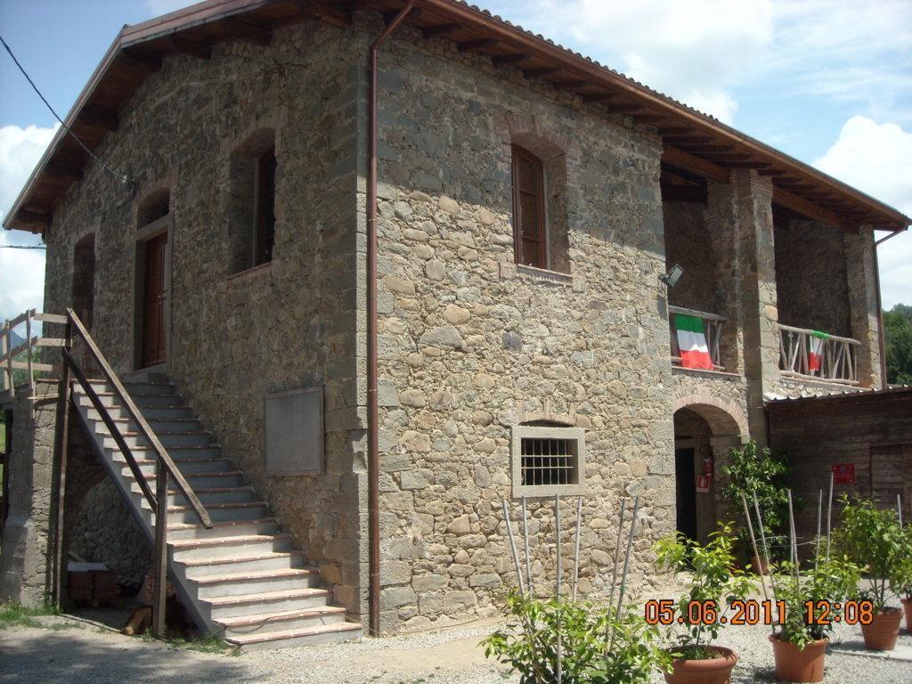 Agriturismo Il Corniolo Кастильоне-ди-Гарфаньяна Экстерьер фото